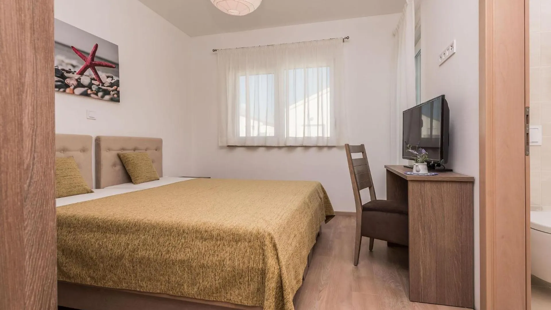 Adorable Villa With Private Pool And Terrace Sukosan