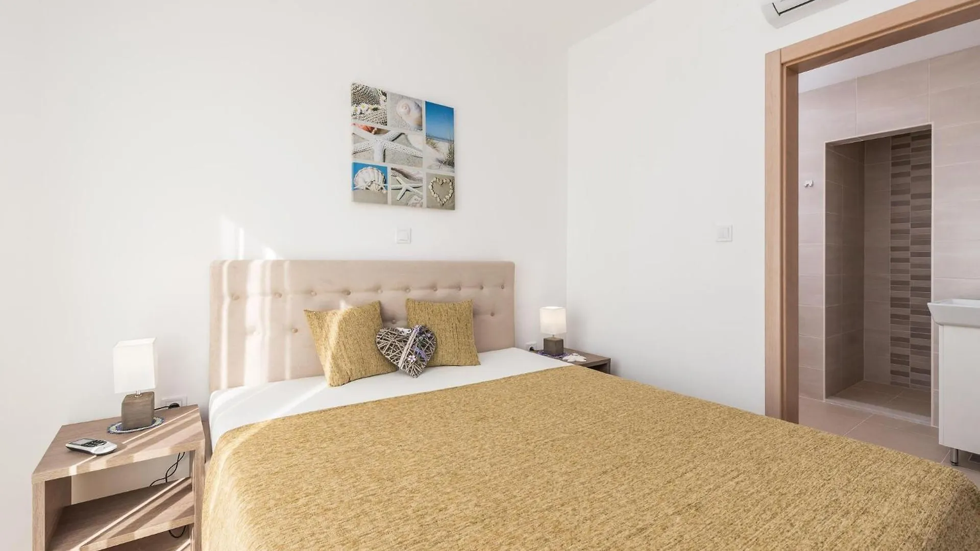 Adorable Villa With Private Pool And Terrace Sukosan Croatia