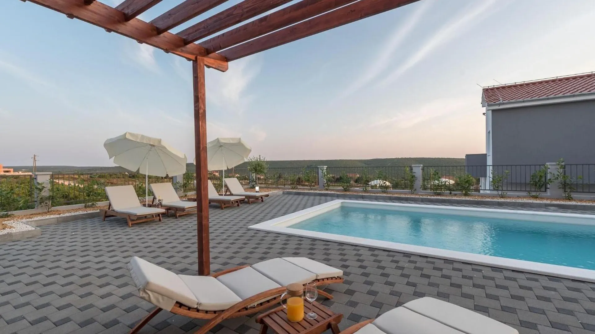 Adorable Villa With Private Pool And Terrace Sukosan